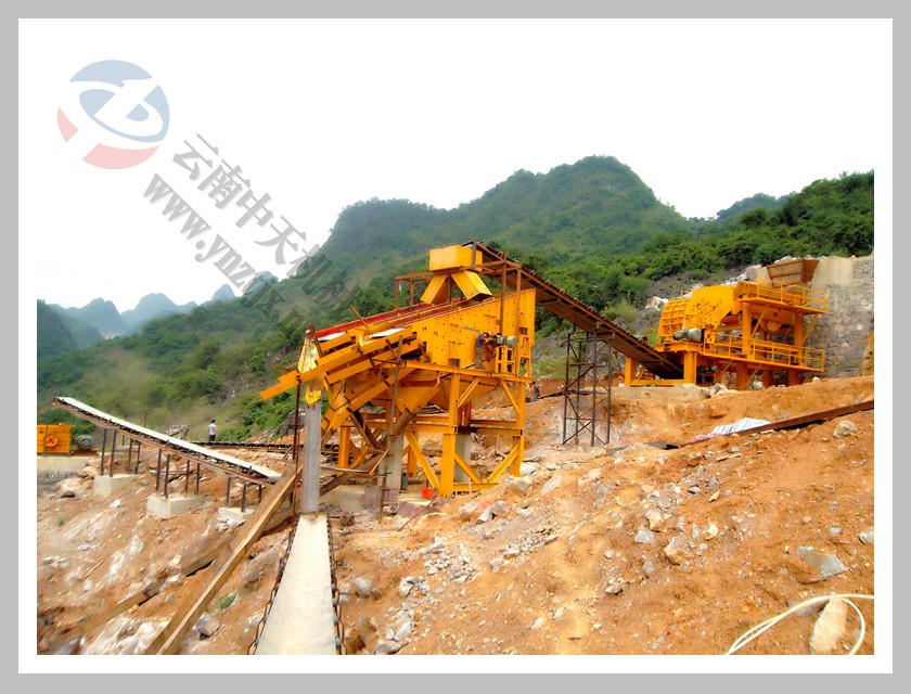 四川劉總3500噸生產(chǎn)線安裝現(xiàn)場